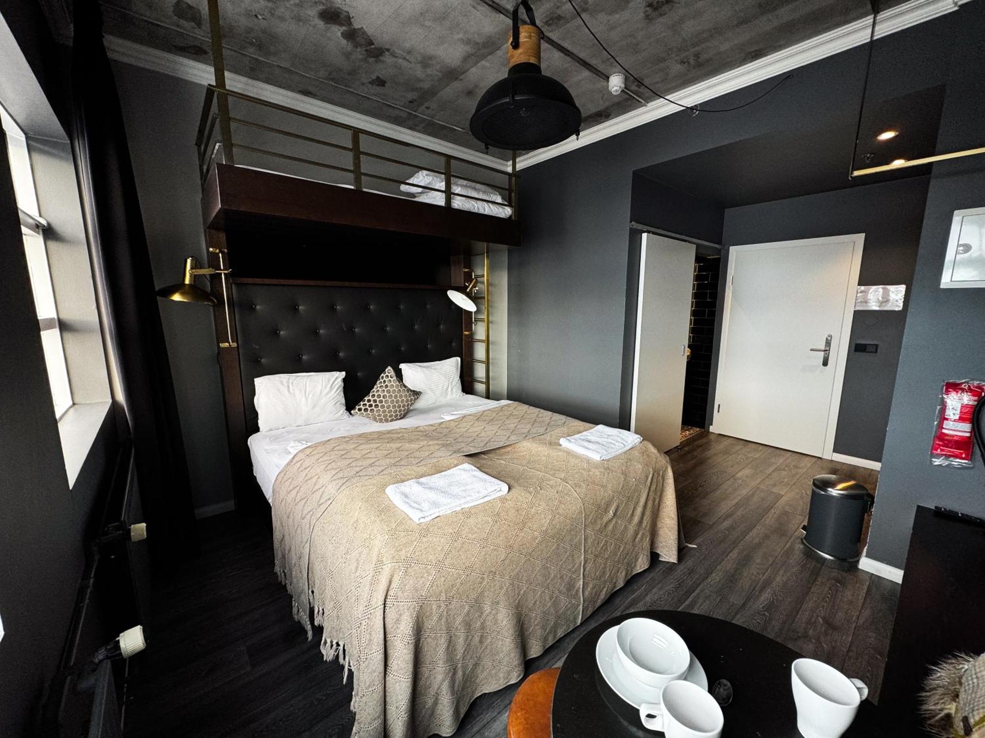 R13 - A Townhouse Hotel Reykjavik Ngoại thất bức ảnh